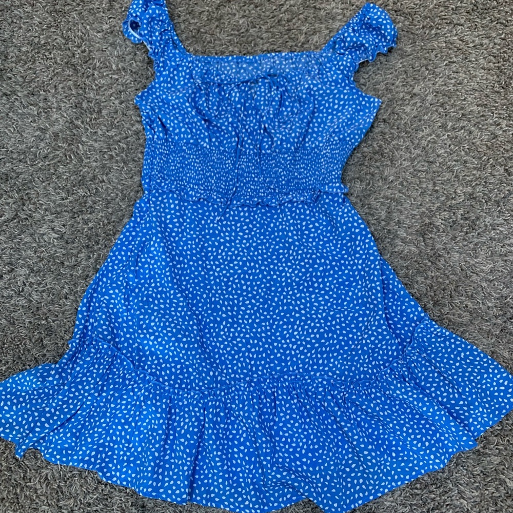 size 7, blue sun dress